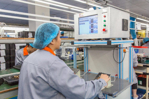 Shenzhen Xindonghui Technology Co., Ltd สายการผลิตของโรงงาน