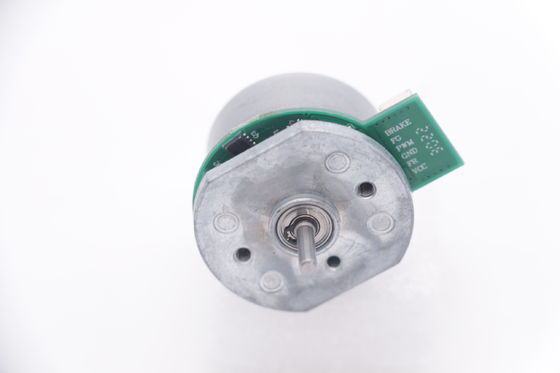 ประสิทธิภาพสูง 16.7W 17265RPM 27mm Brushless DC Motor 18V สําหรับปืน Fascial