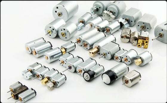 ความเร็ว 10 - 1000 รอบต่อนาที DC Planetary Gear Motor Unit With Customized Shaft Length