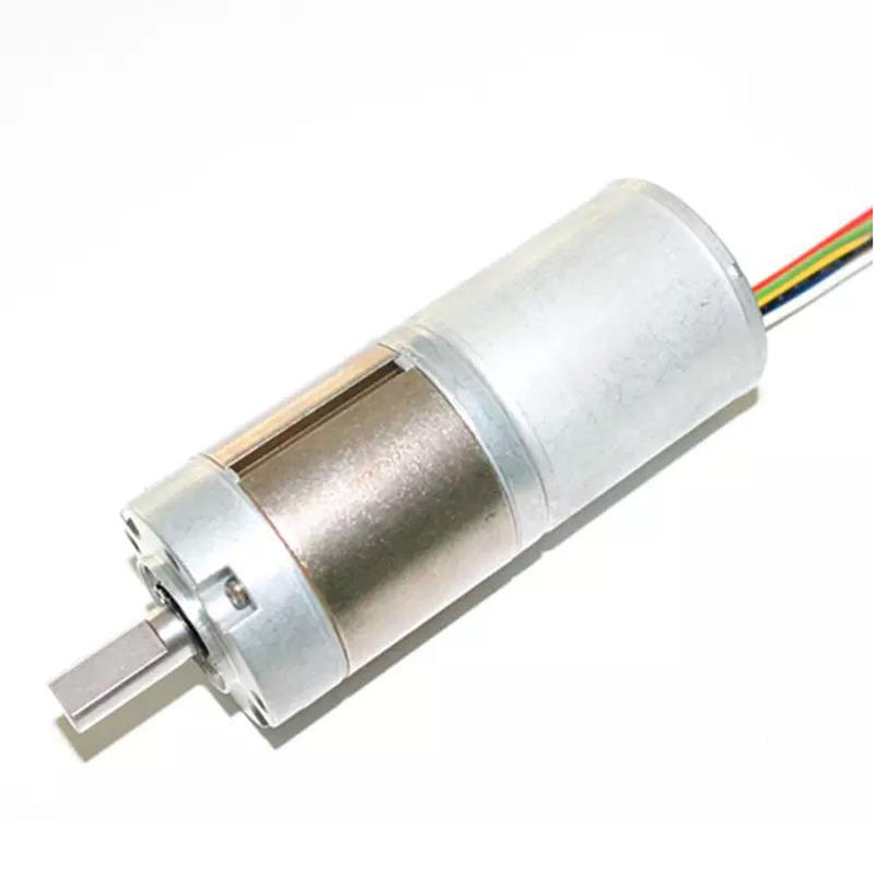 มอเตอร์เกียร์ไฟฟ้า DC ที่ไม่มีแปรงแรงสูง 3640 12V 24V พร้อมกล่องเกียร์ดาวเคราะห์
